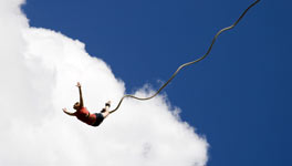 Hen weekend package deal in in Madrid, Spa or Bungee